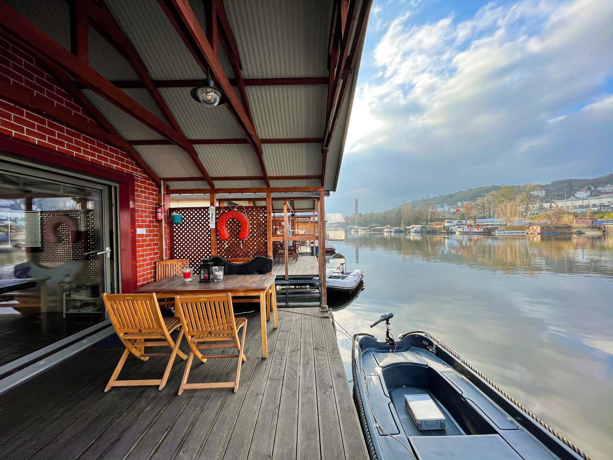 Houseboat Benjamin - Houseboats Benjamin & Franklin Praga Exterior foto