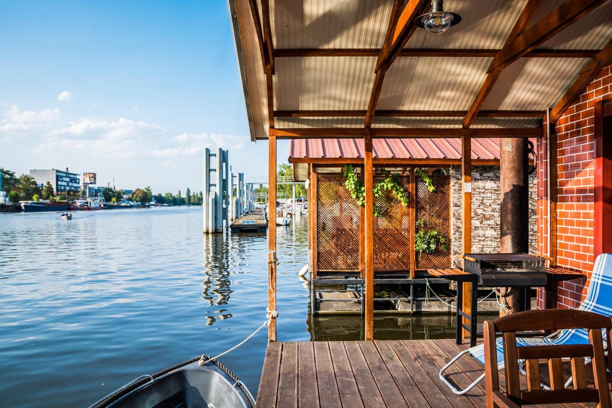 Houseboat Benjamin - Houseboats Benjamin & Franklin Praga Exterior foto